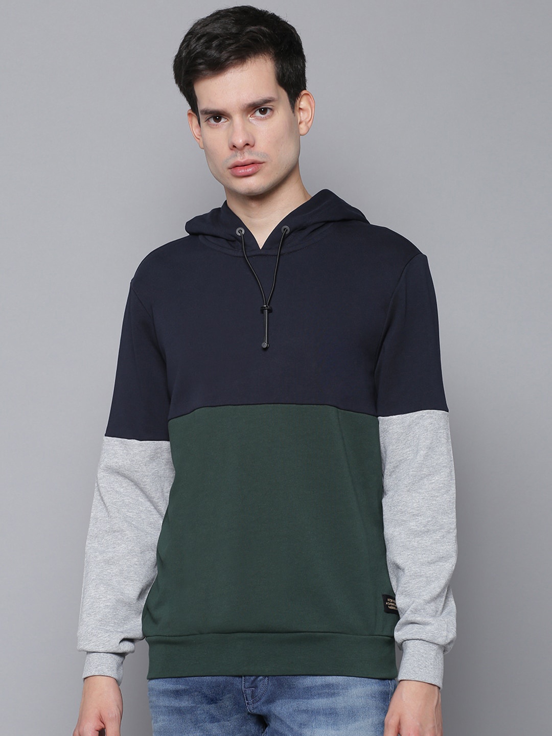 

Antony Morato Men Blue Colourblocked Sweatshirt