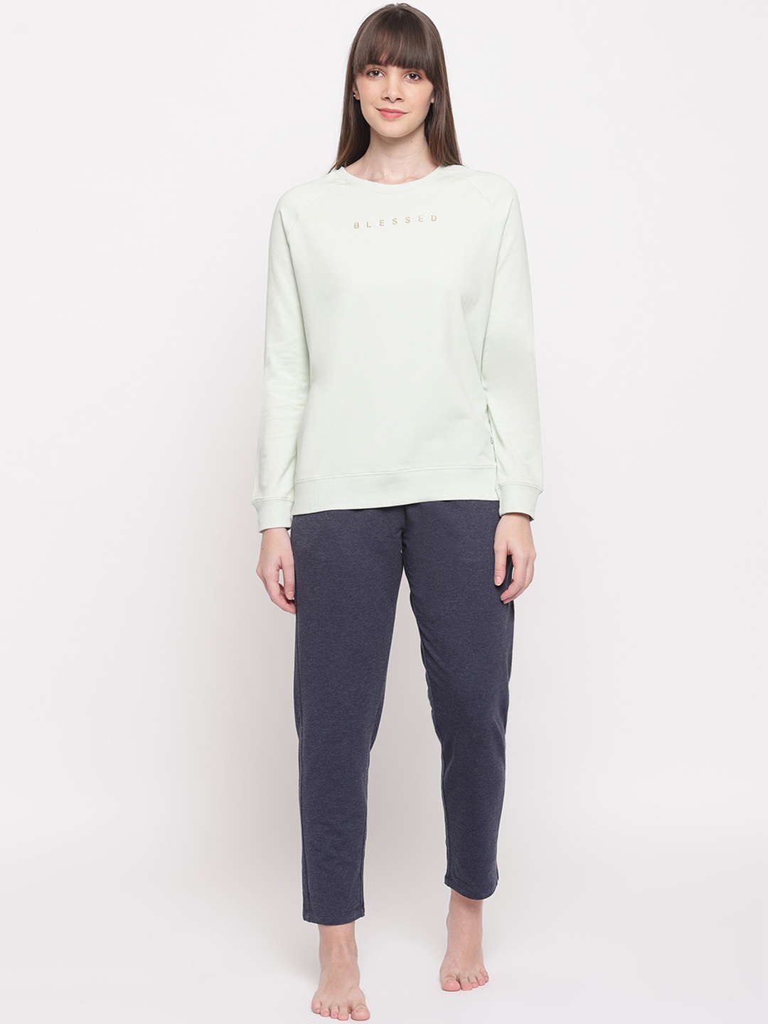 

Enamor Women Green & Grey Solid Night Suit