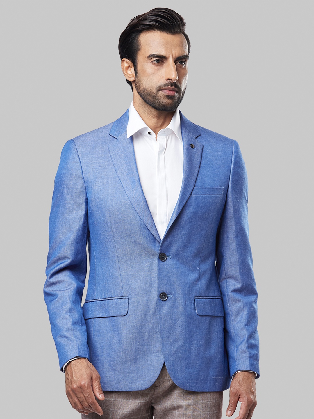 

Raymond Men Blue Solid Single-Breasted Slim-Fit Blazer