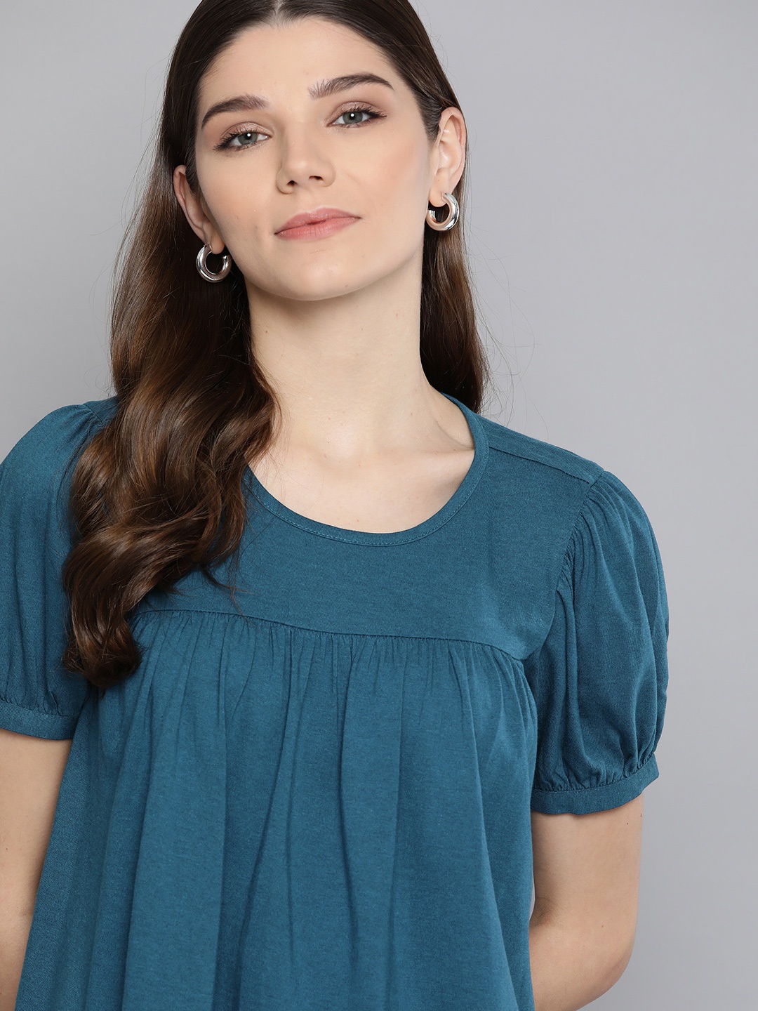 

Chemistry Women Teal Solid Puff Sleeves Regular Top