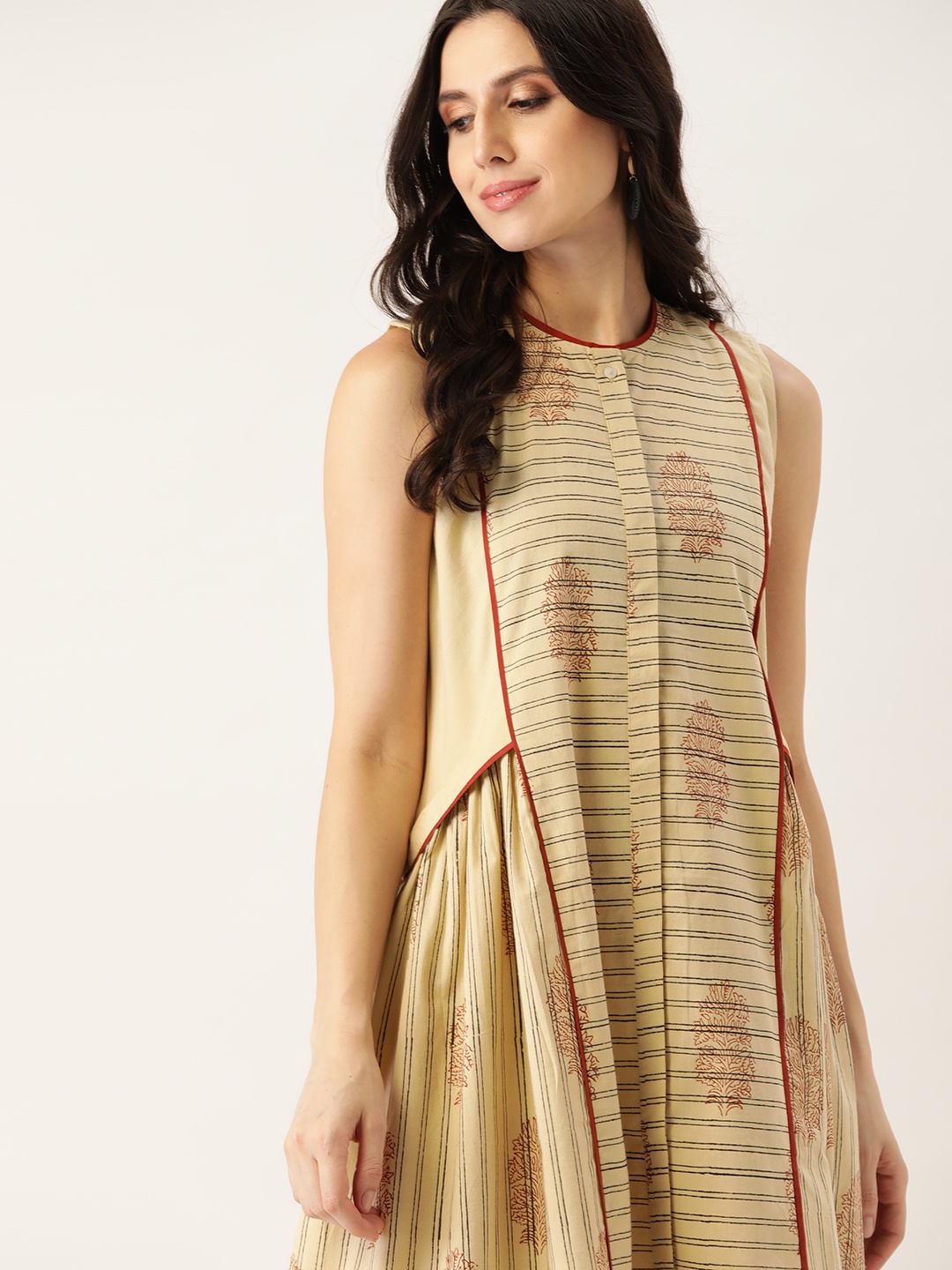 

Taavi Beige & Maroon Bagru Handblock Print A-Line Cotton Midi Dress