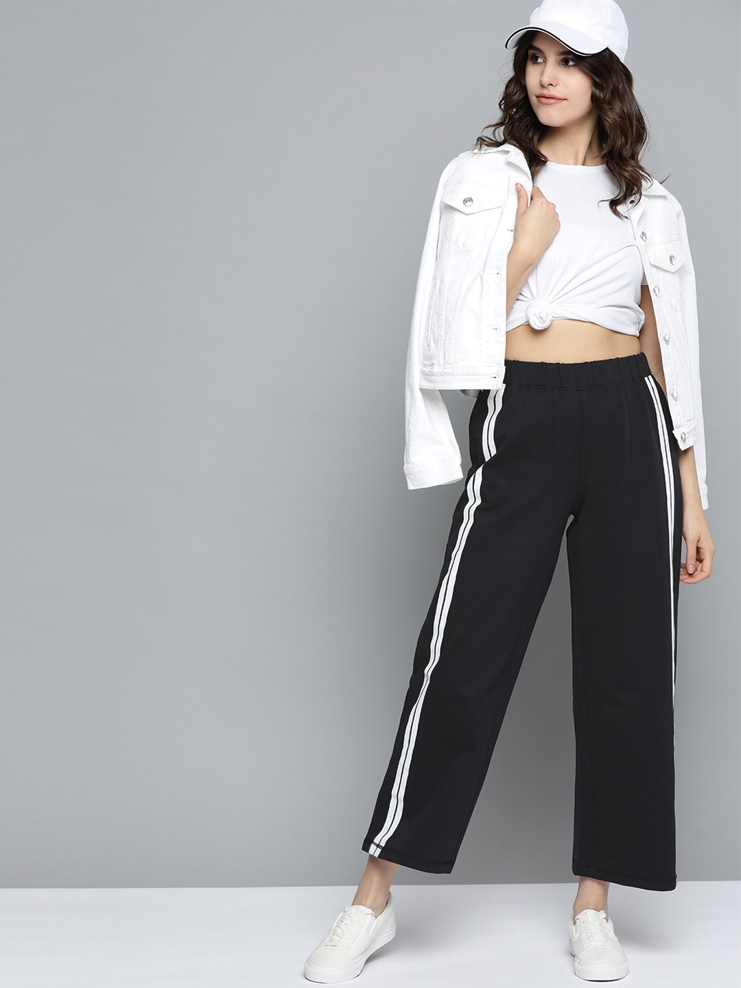 

Harvard Women Black Solid Pure Cotton Track Pants with Striped Detail