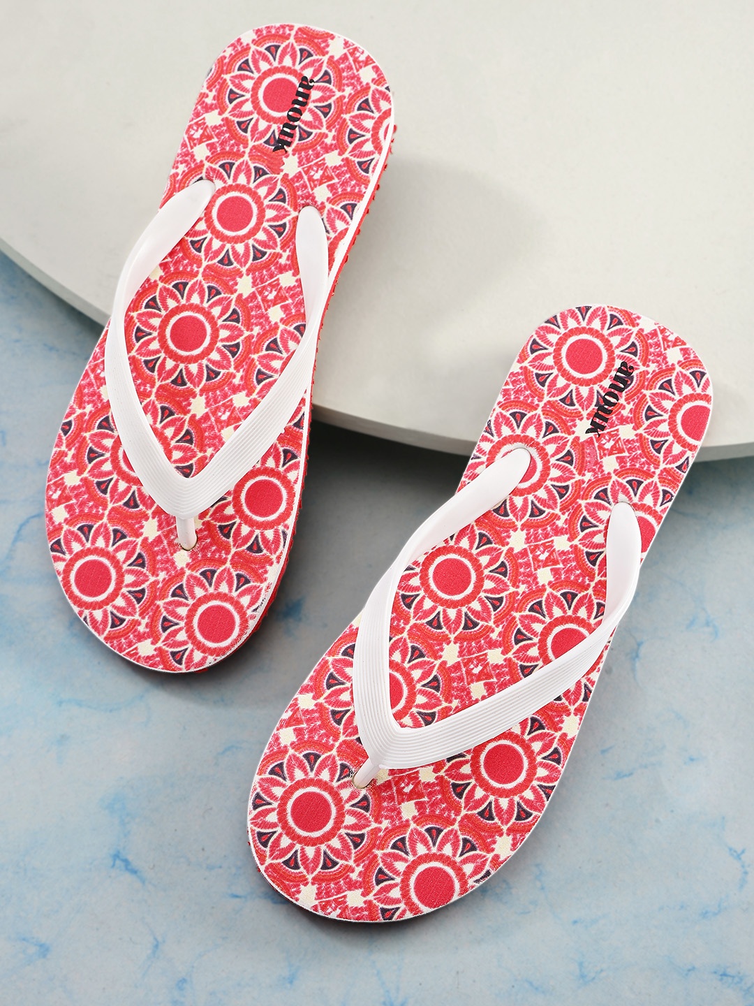 

Anouk Women White & Red Ethnic Print Thong Flip-Flops
