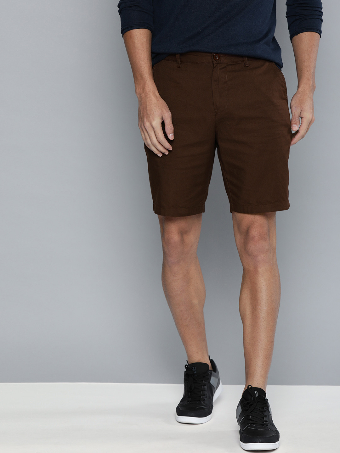

Mast & Harbour Men Coffee Brown Solid Regular Fit Chino Shorts
