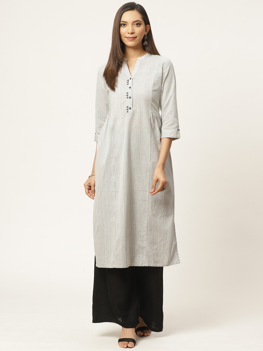 

ZIZO By Namrata Bajaj Women Off-White & Grey Pure Cotton Striped Straight Kurta