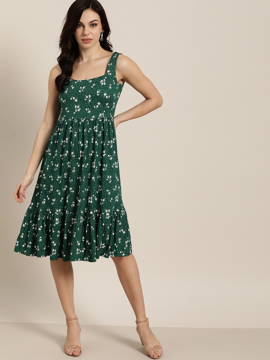 

all about you Women Green & White Floral Printed Tiered A-Line Dress