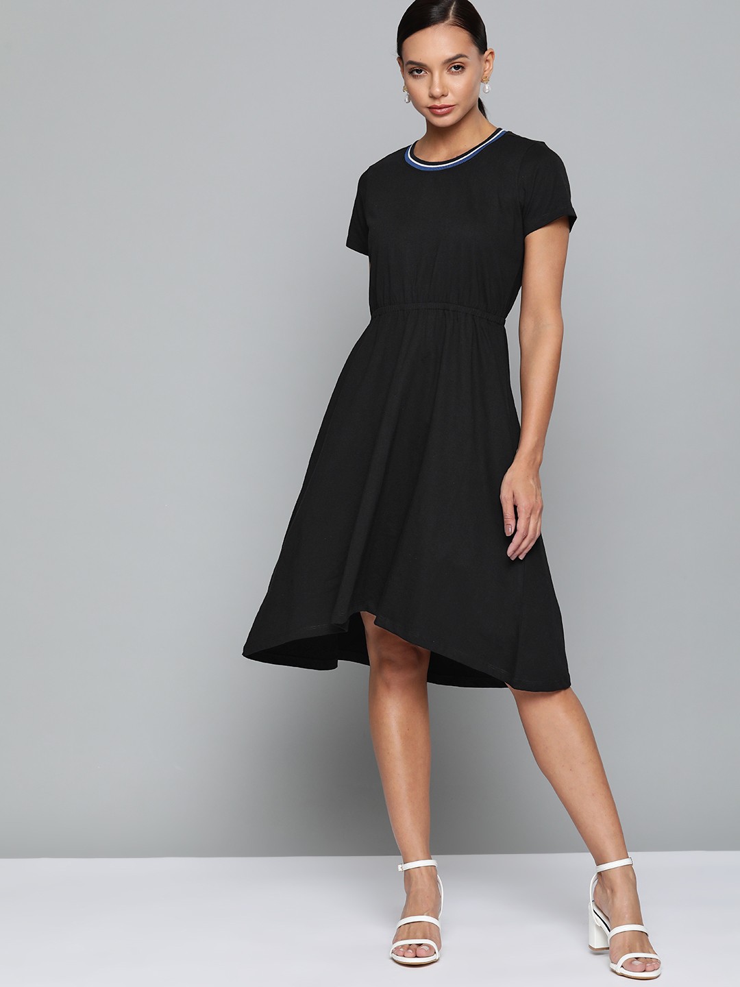 

Chemistry Women Black Solid Fit and Flare Dress
