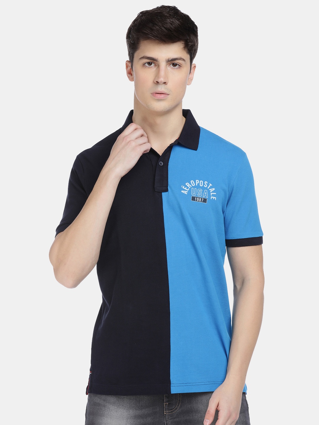 

Aeropostale Men Blue Solid Mandarin Collar T-shirt