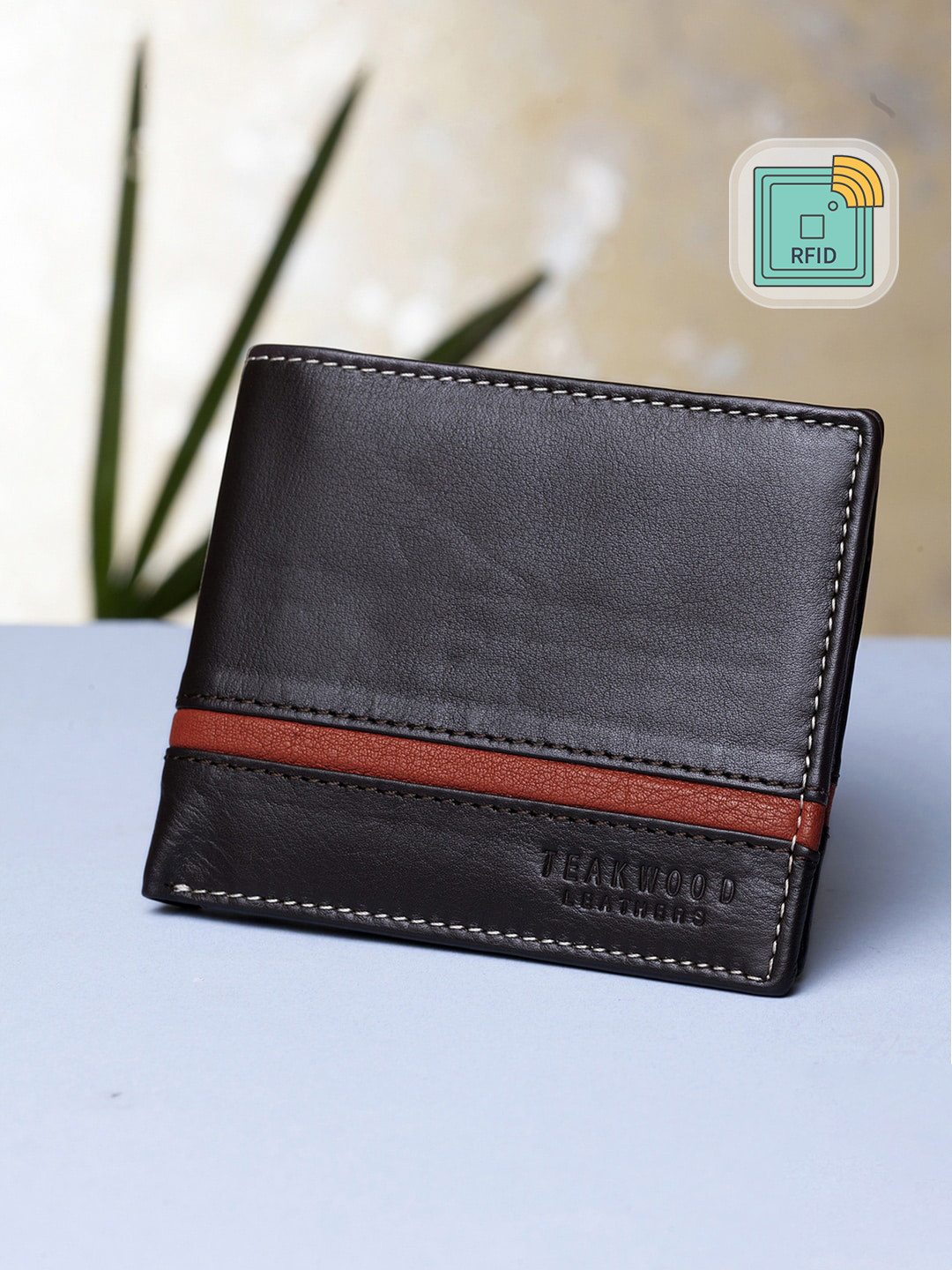 

Teakwood Leathers Men Brown Solid Two Fold Wallet
