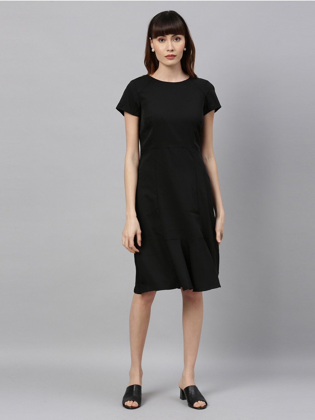 

Park Avenue Woman Black Solid A-Line Dress