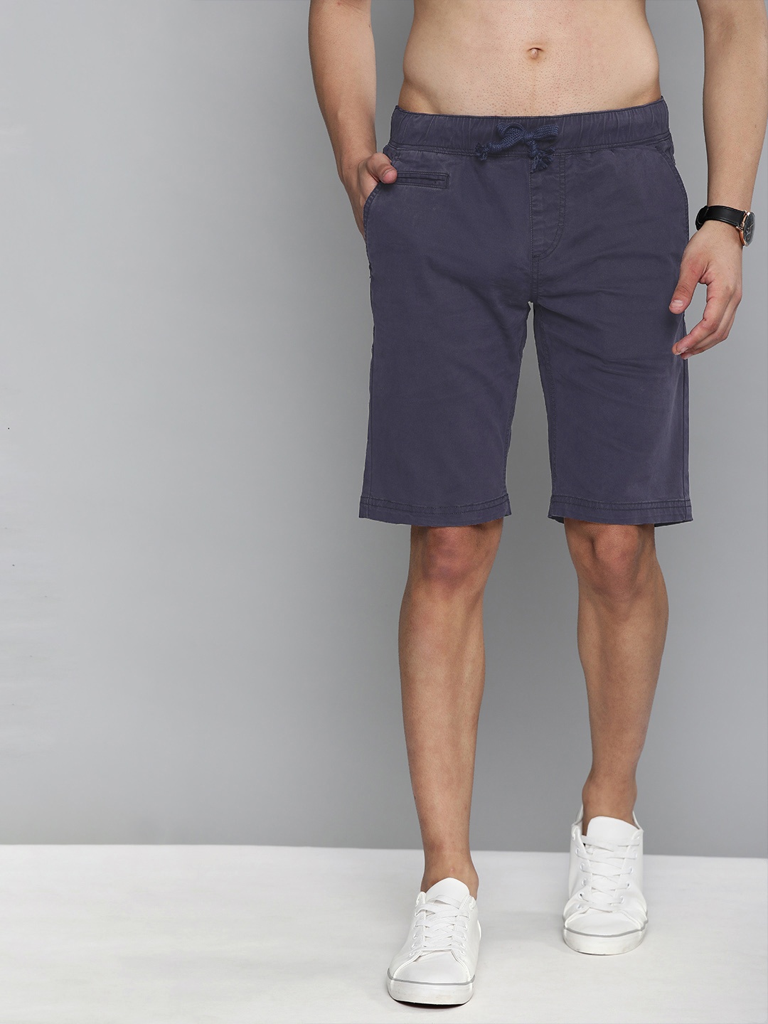 

HERE&NOW Men Navy Blue Solid Regular Fit Chino Shorts