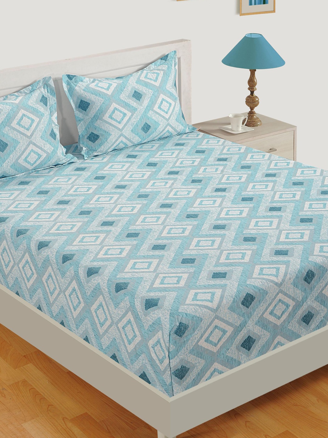 

SWAYAM Blue Geometric 144 TC Cotton 1 King Bedsheet with 2 Pillow Covers