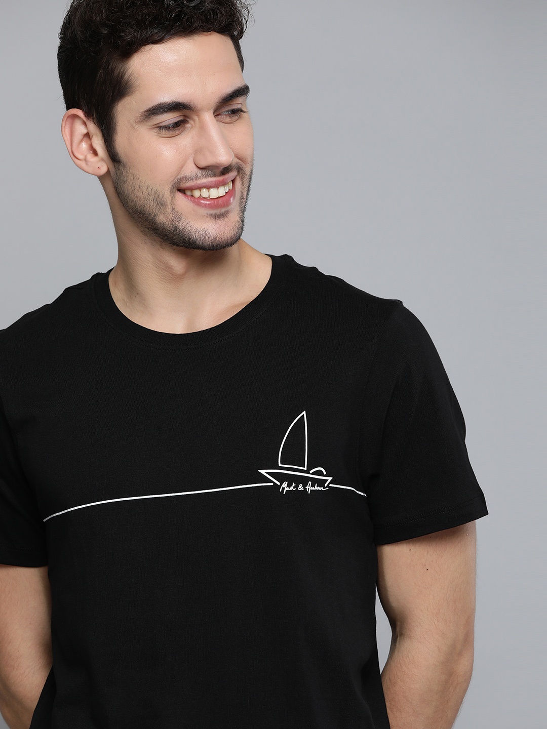 

Mast & Harbour Men Black Solid Round Neck Pure Cotton T-shirt