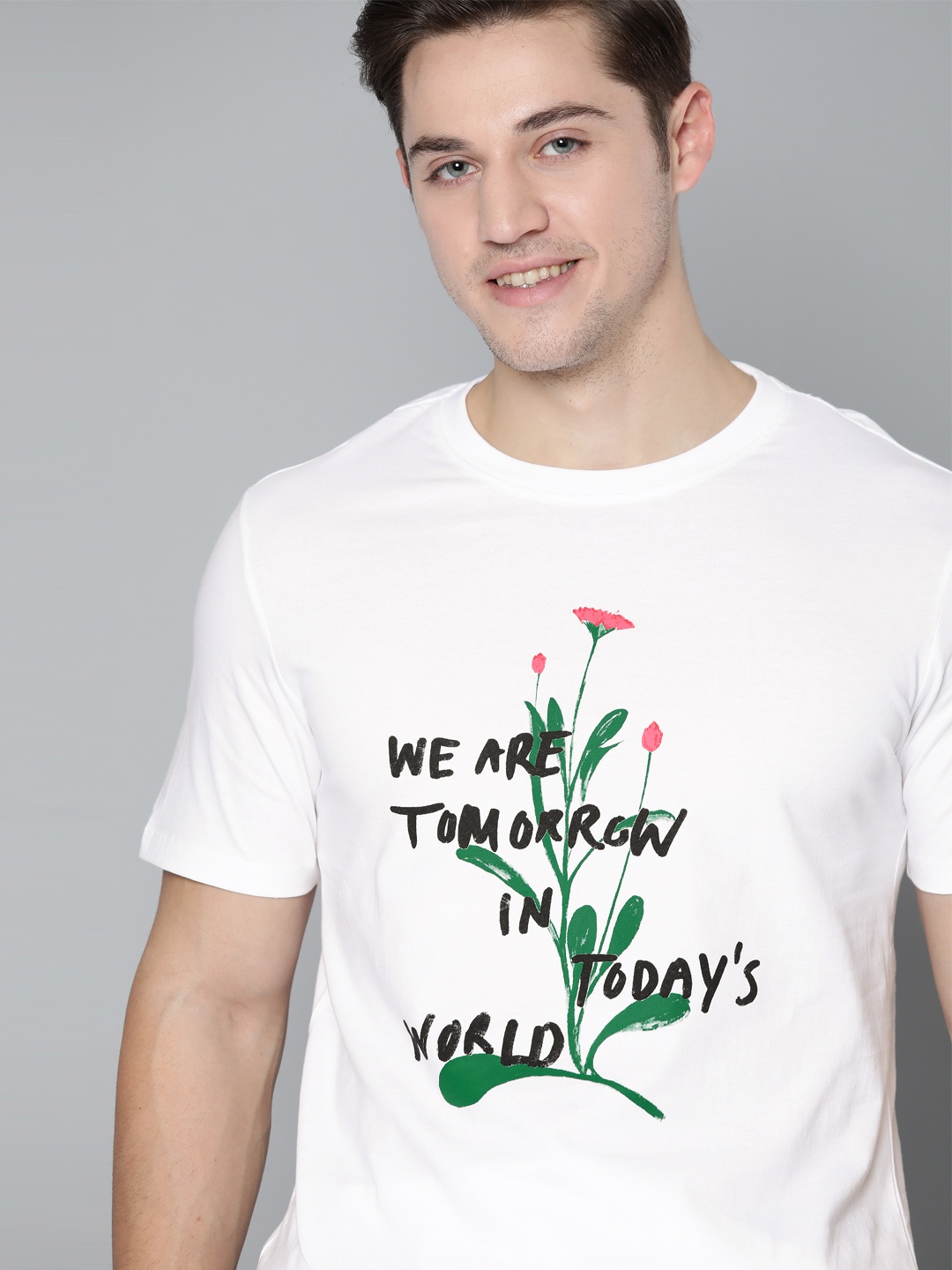

Mast Harbour Men White Black Pure Cotton Printed Round Neck Pure Cotton T-shirt