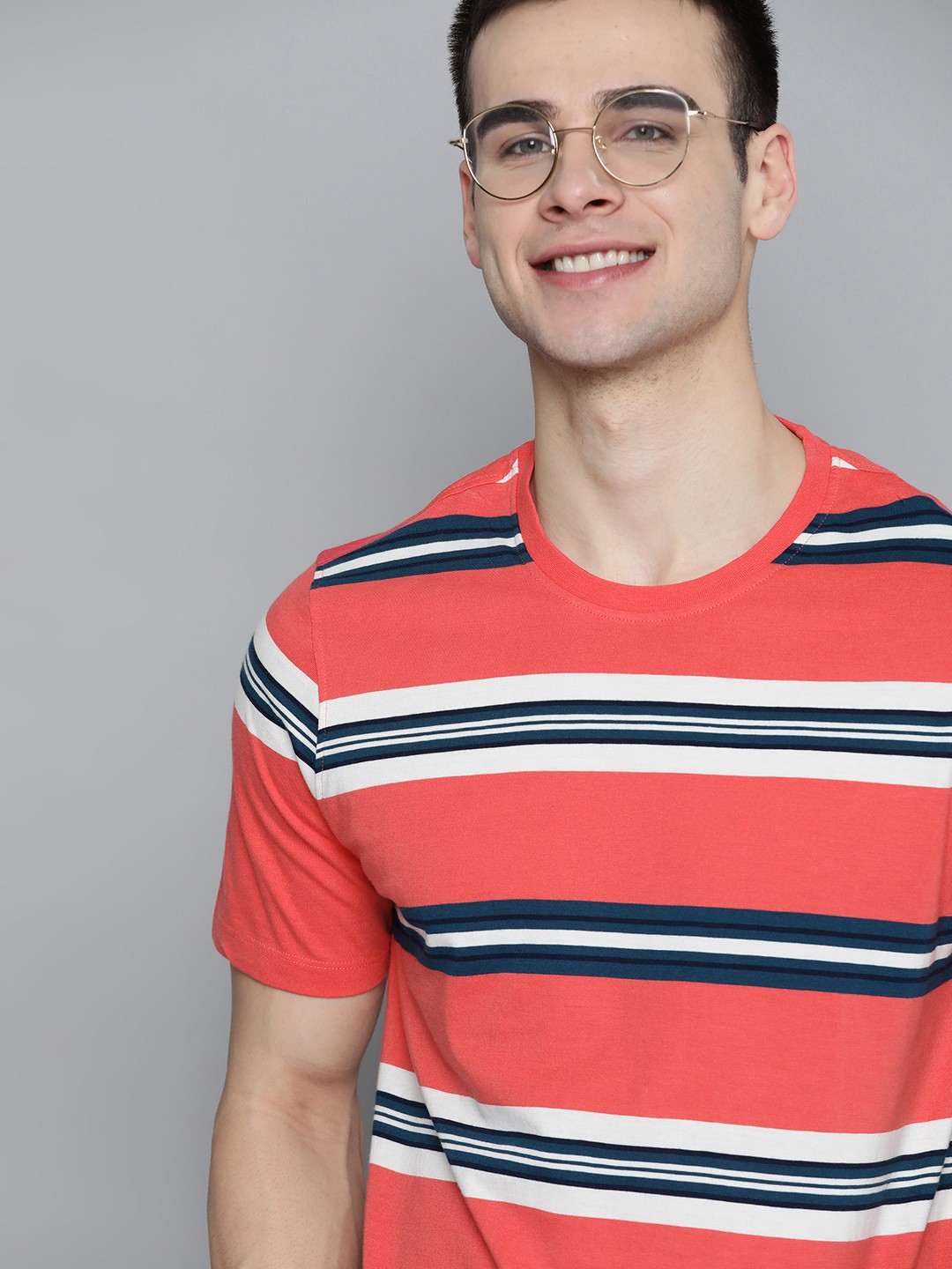 

Mast Harbour Men Coral Pink White Striped Round Neck Cotton Pure Cotton T-shirt