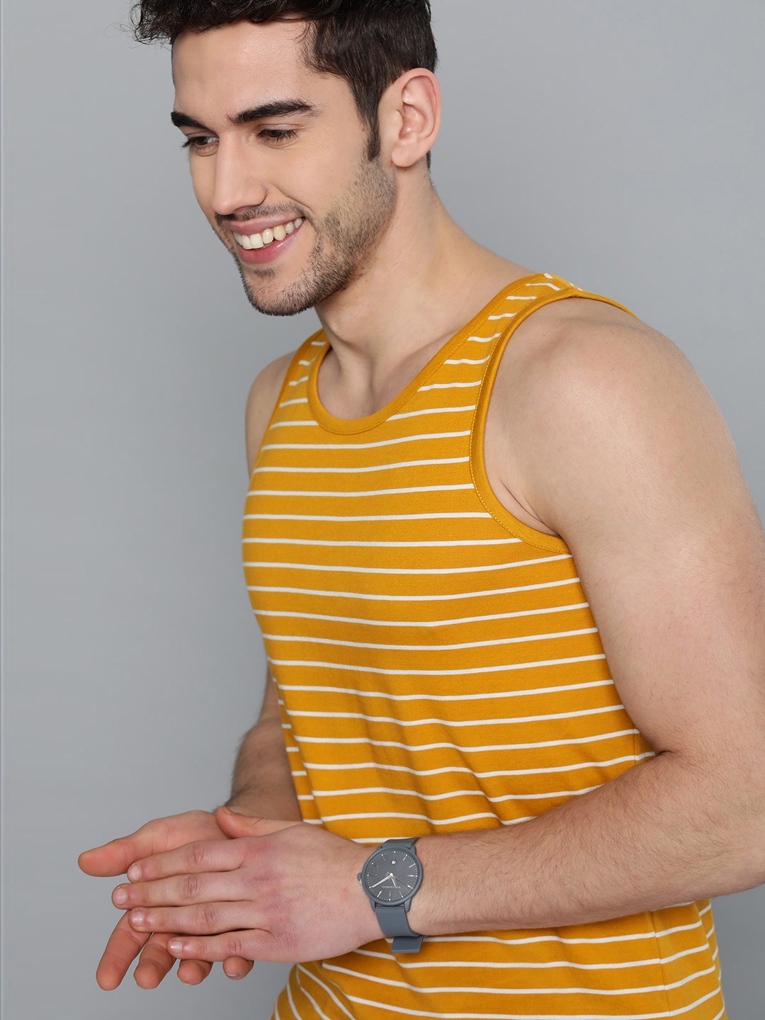 

Mast & Harbour Men Mustard Yellow & White Pure Cotton Striped Round Neck T-shirt