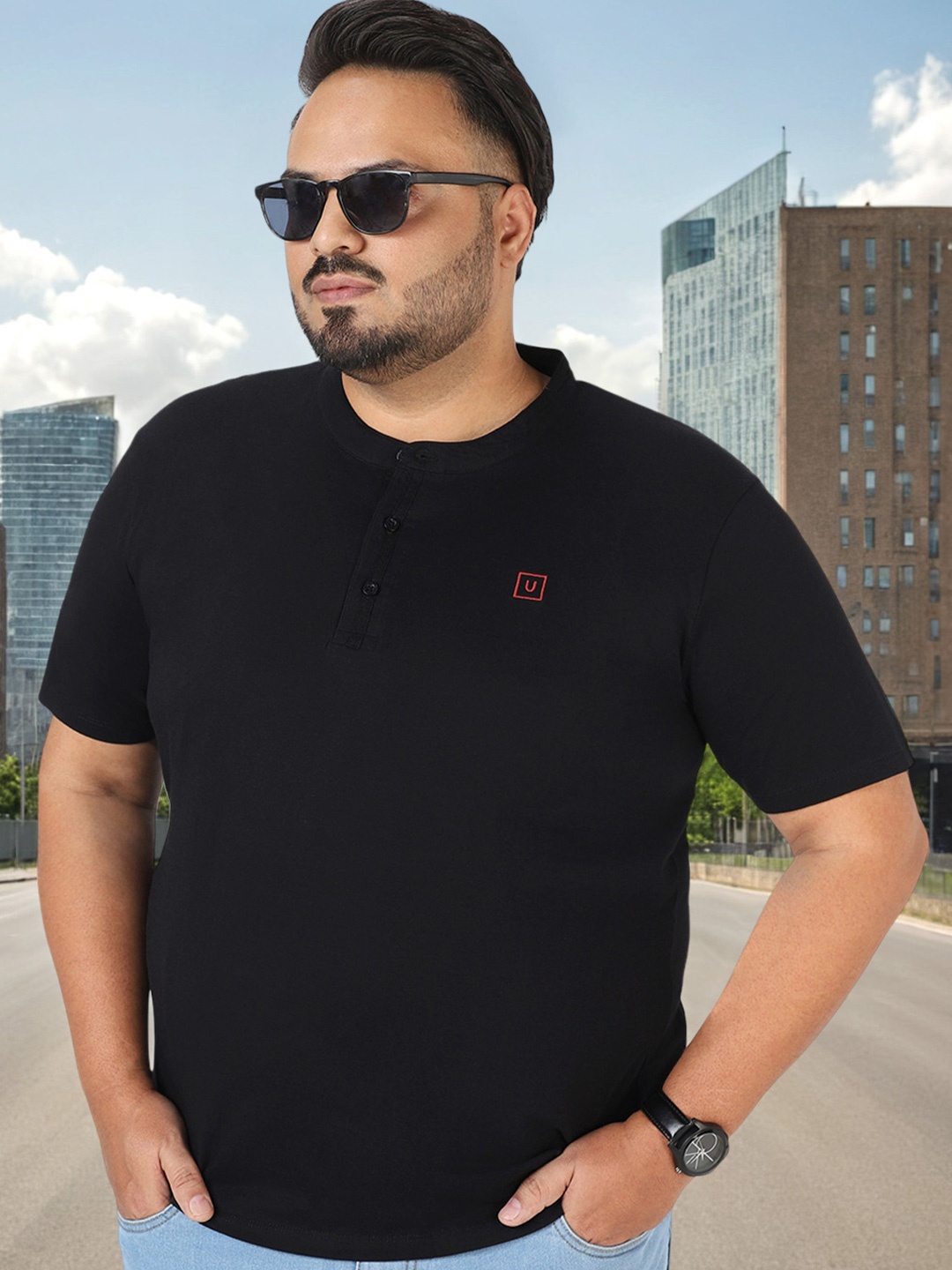 

Urbano Plus Men Black Solid Polo Collar Pure Cotton T-shirt