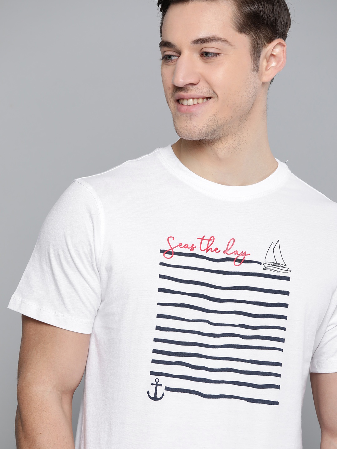 

Mast Harbour Men White Navy Blue Printed Round Neck Pure Cotton T-shirt