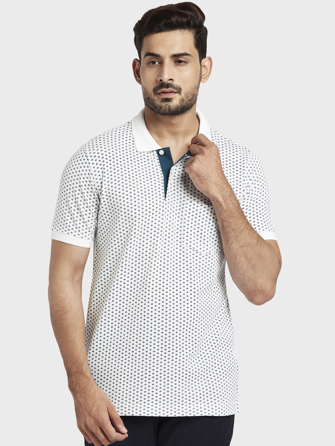 

ColorPlus Men White Printed Polo Collar T-shirt