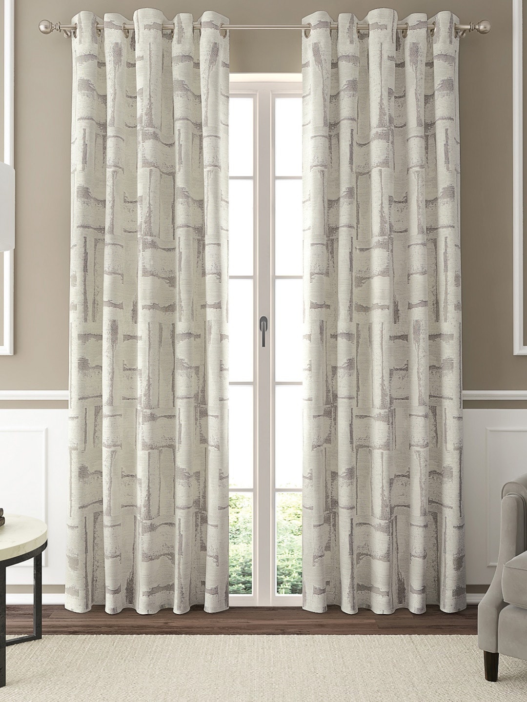 

GM Cream-Coloured & Grey Set of 2 Curtain Curtains