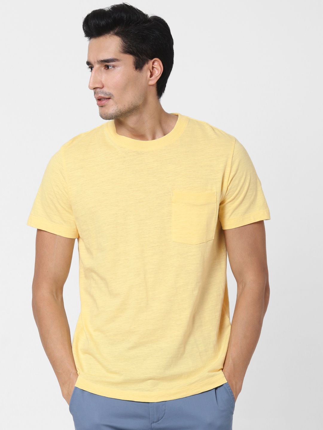 

SELECTED Men Yellow Solid Round Neck T-shirt