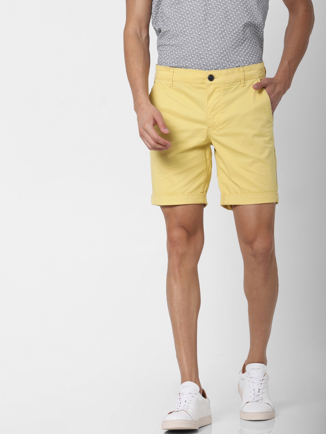 

SELECTED Men Yellow Solid Regular Fit Chino Shorts