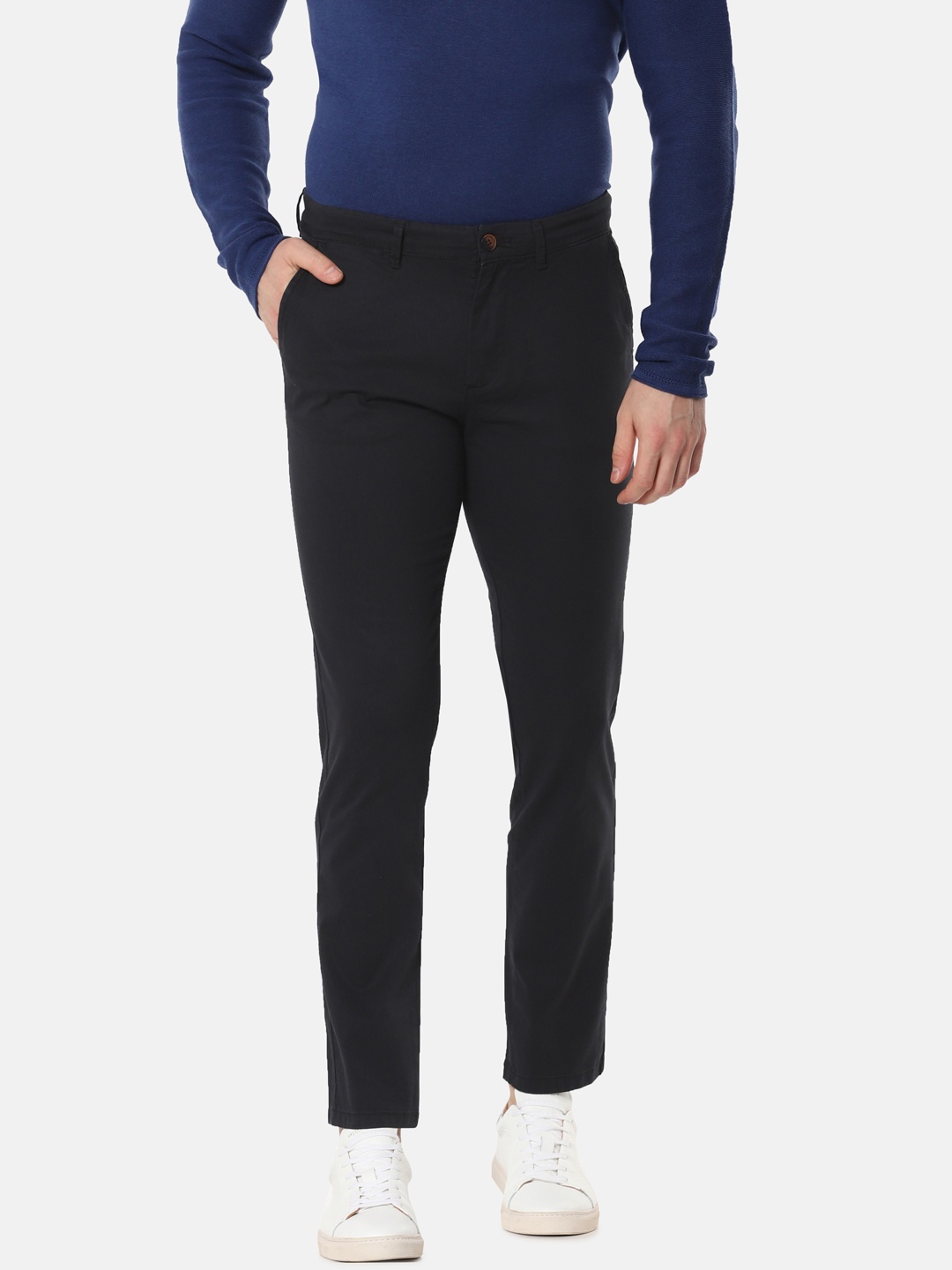 

SELECTED Men Black Slim Fit Solid Chinos