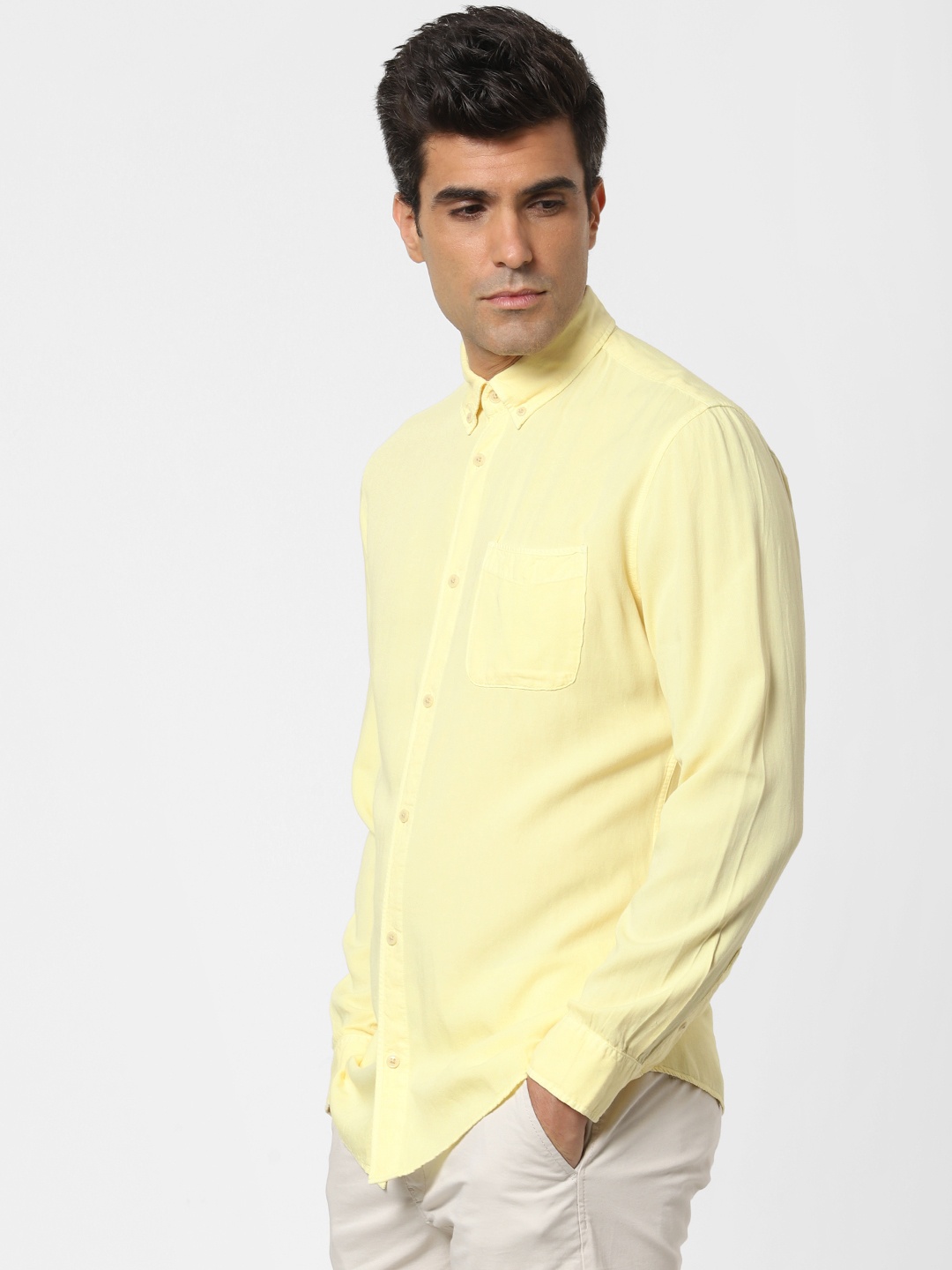 

SELECTED Men Yellow Slim Fit Solid Casual Shirt