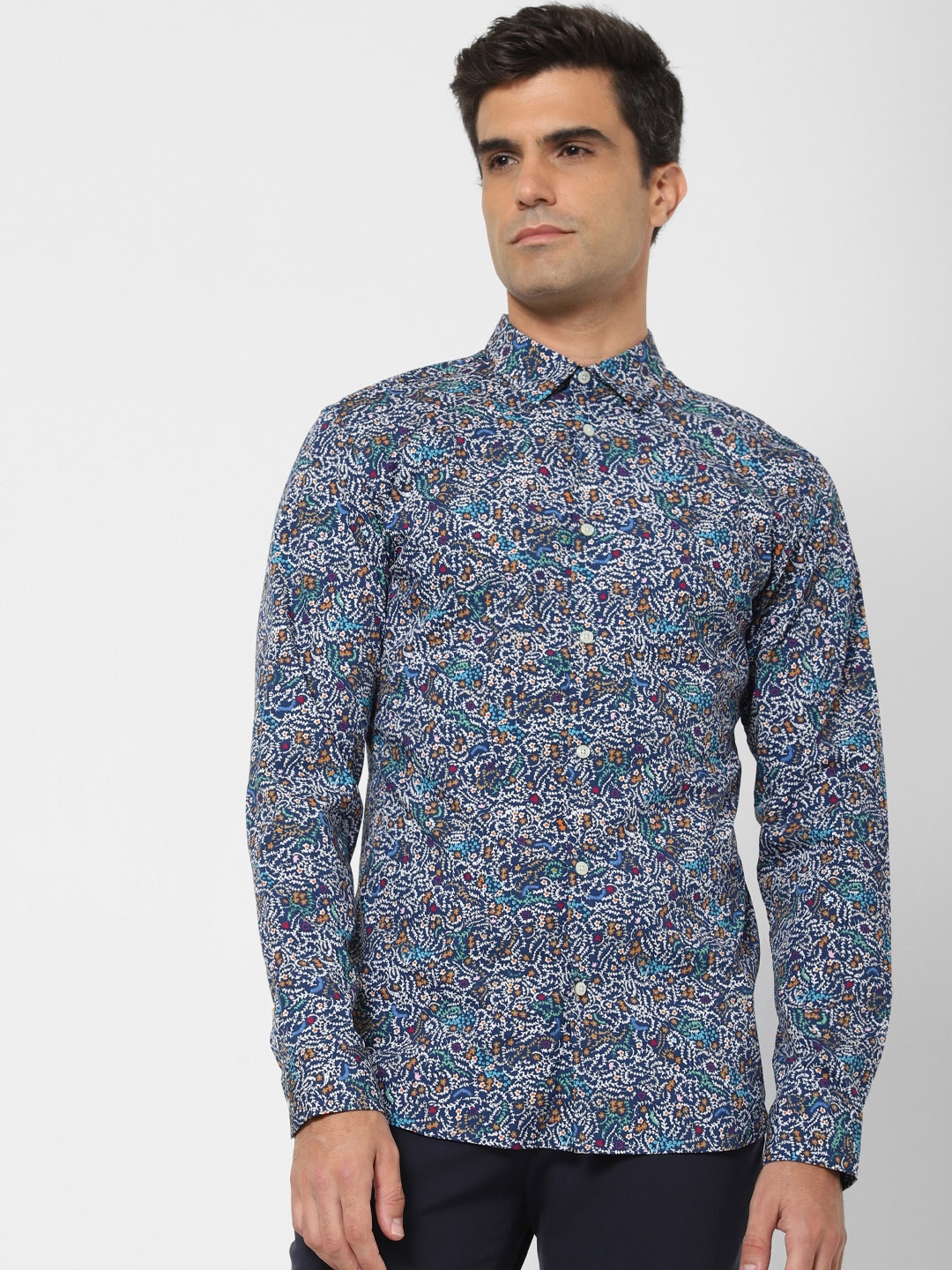 

SELECTED Men Blue & White Slim Fit Floral Printed Casual Shirt