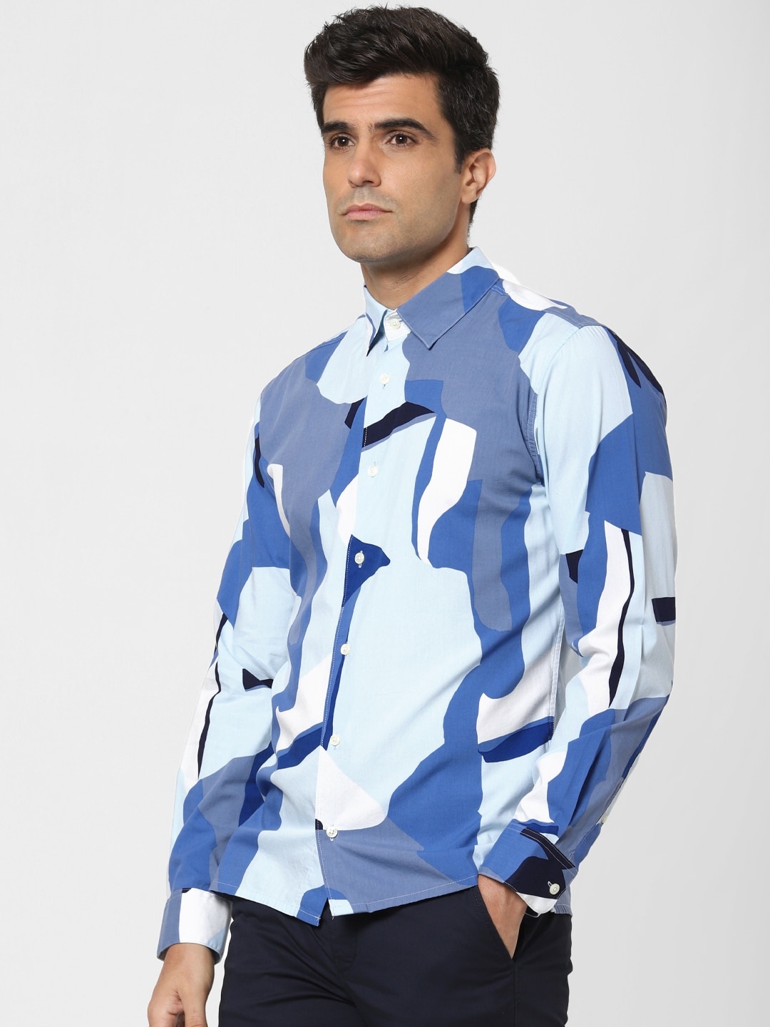 

SELECTED Men Blue & White Slim Fit Printed Casual Shirt