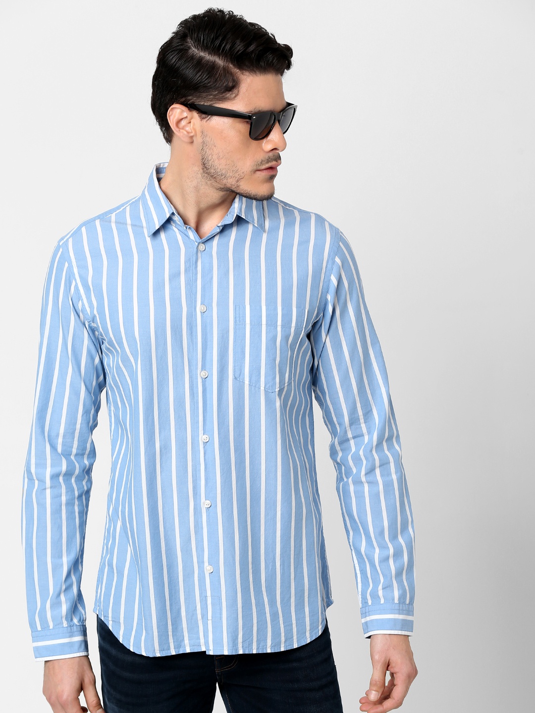 

SELECTED Men Blue & White Regular Fit Organic Cotton Striped Casual Shirt