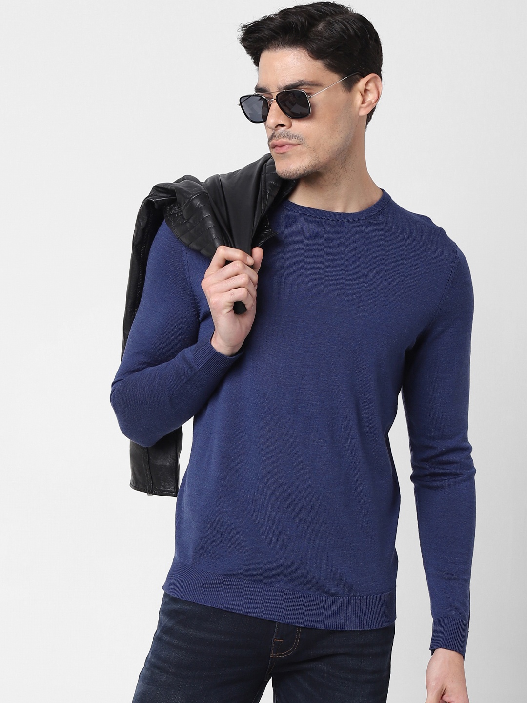 

SELECTED Men Blue Solid Sweatshirt