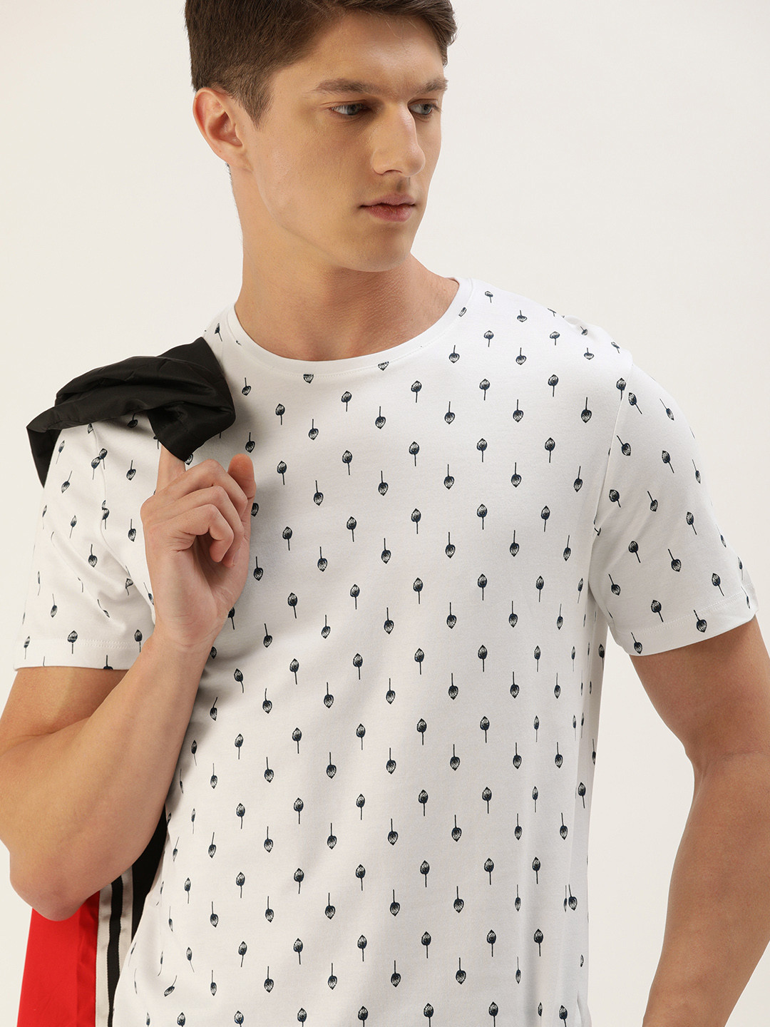

SELECTED Men White Conversational Printed Round Neck Pure Cotton T-shirt