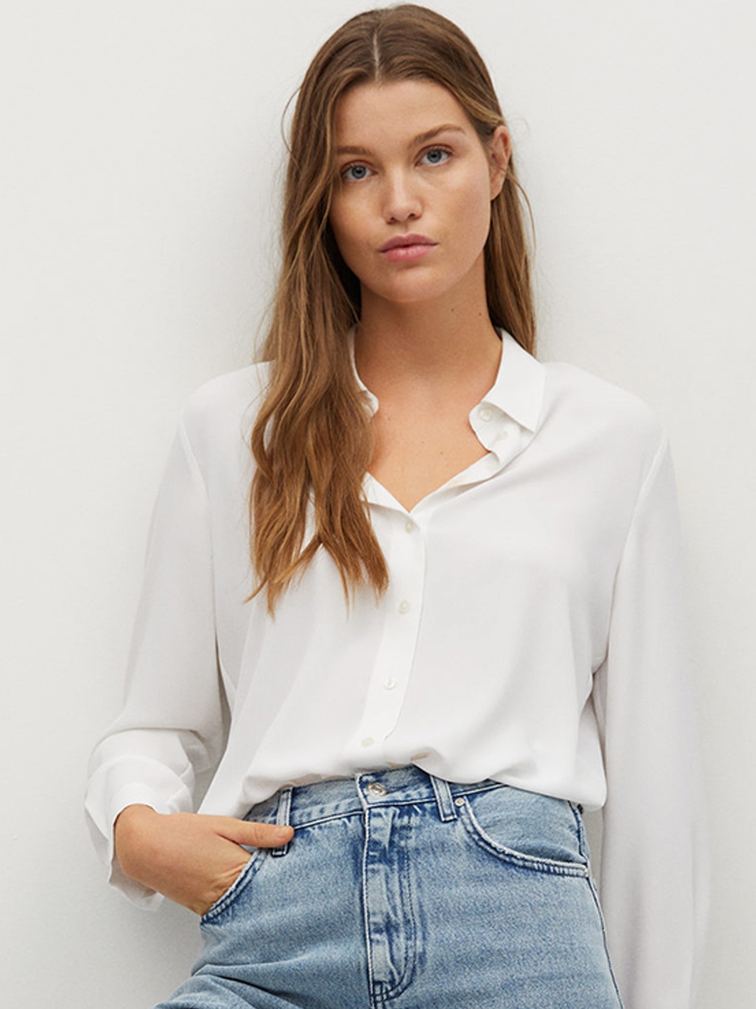 

MANGO Women White Sustainable Regular Fit Solid Casual Shirt