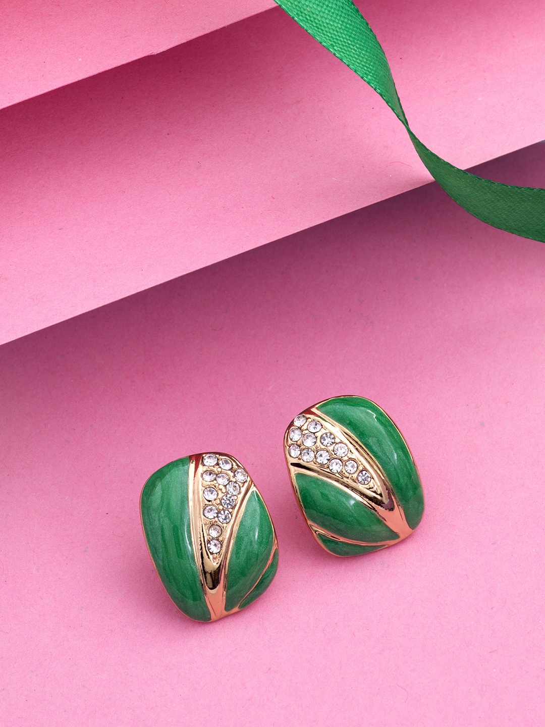 

Estele Gold-Plated & Green Contemporary Studs
