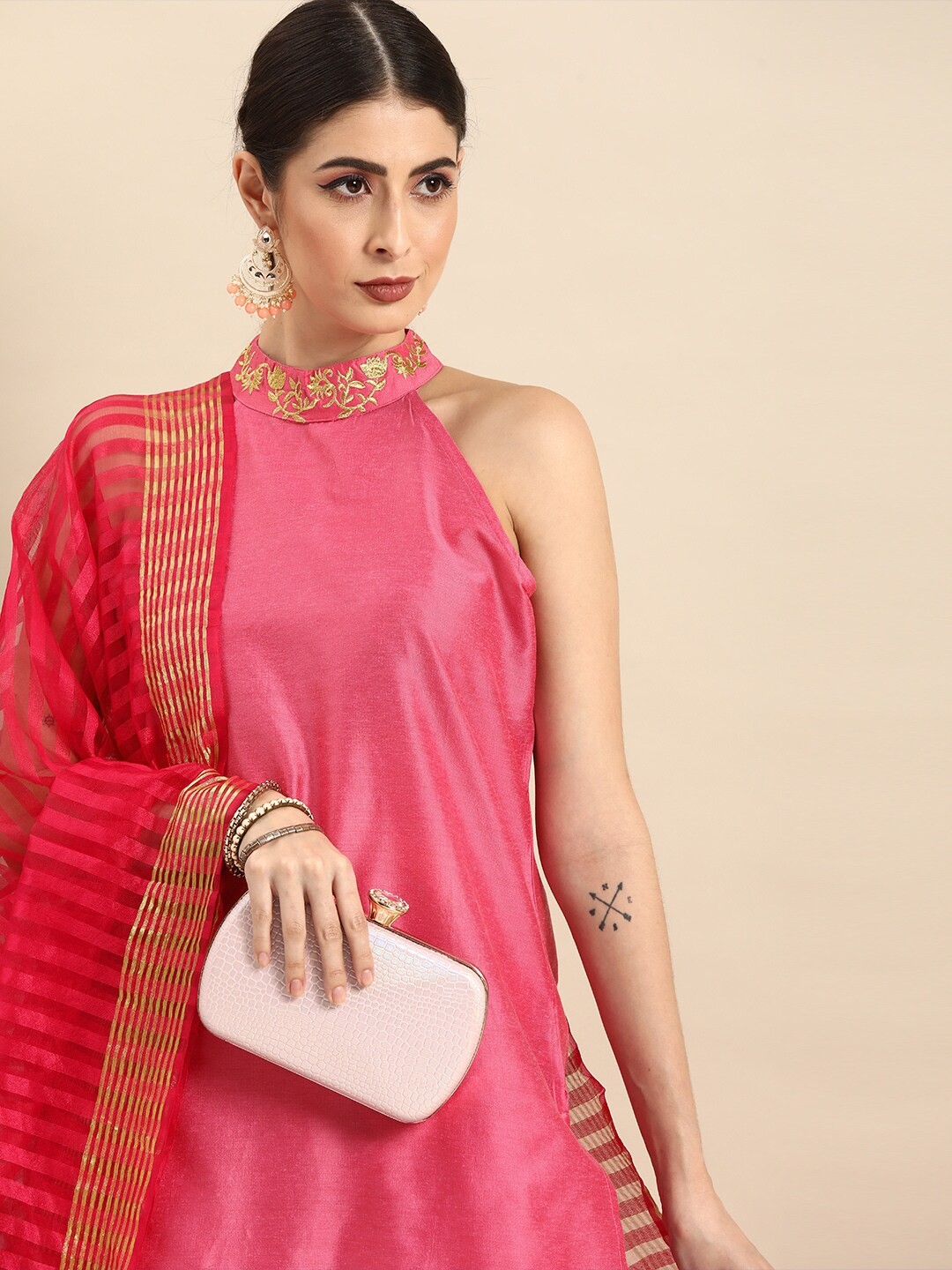 

Anouk Women Pink Solid Kurta Set