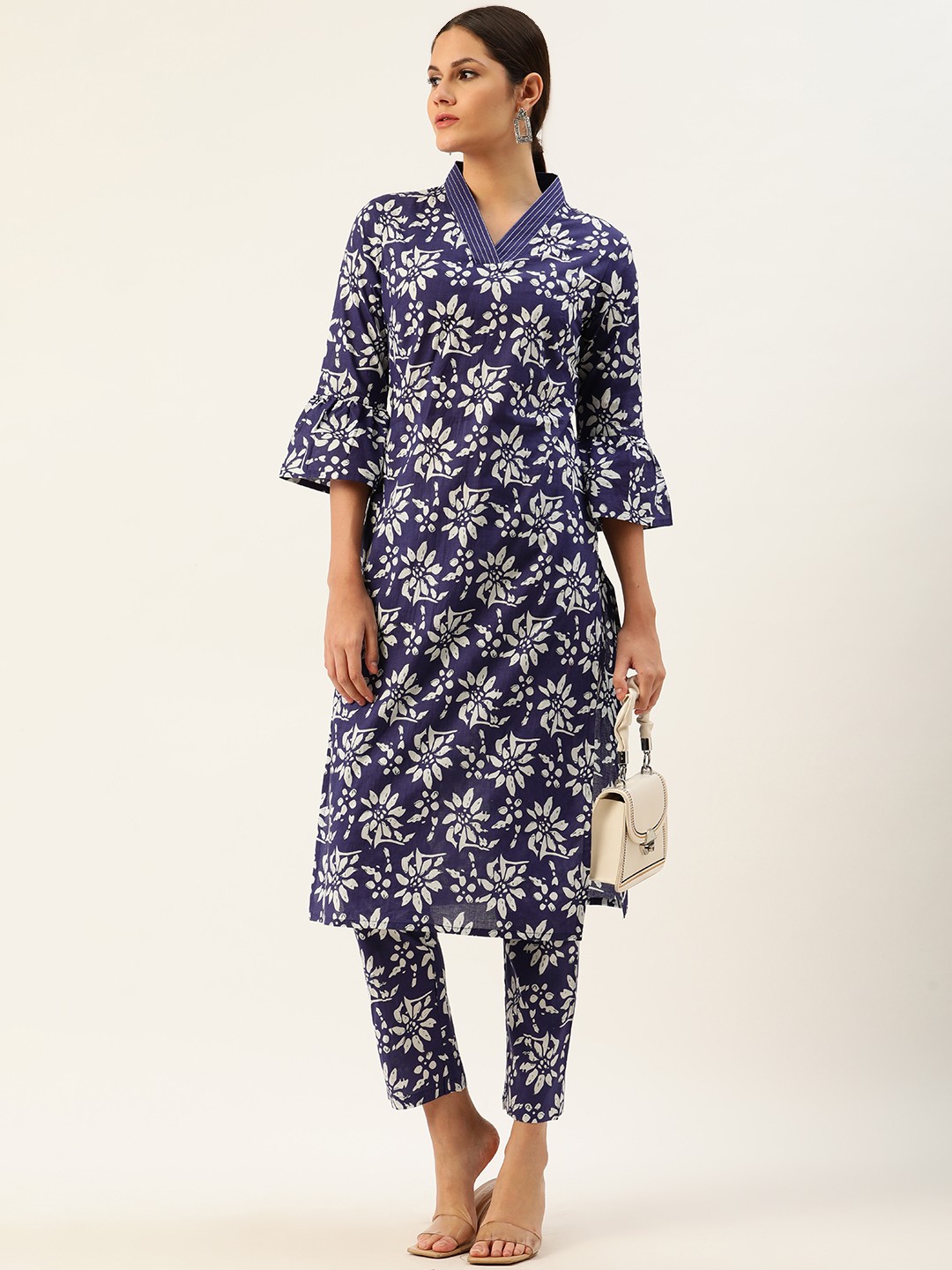 

Anouk Women Blue & White Pure Cotton Printed Kurta with Trousers