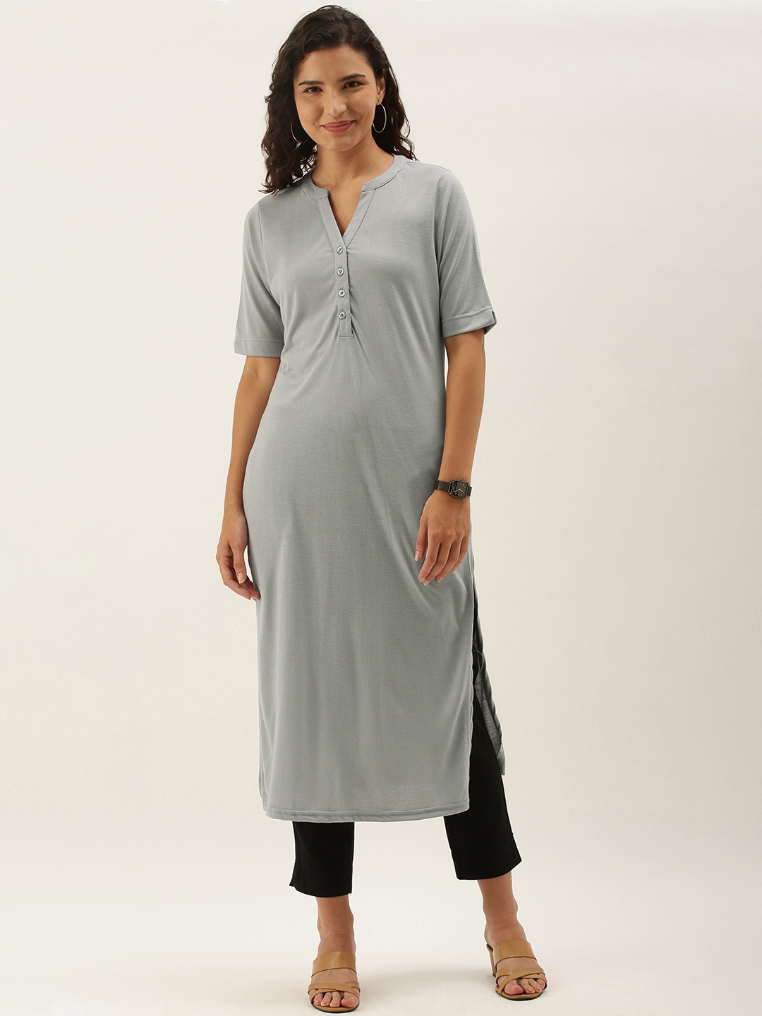 

Anouk Women Grey Solid Knitted Kurta