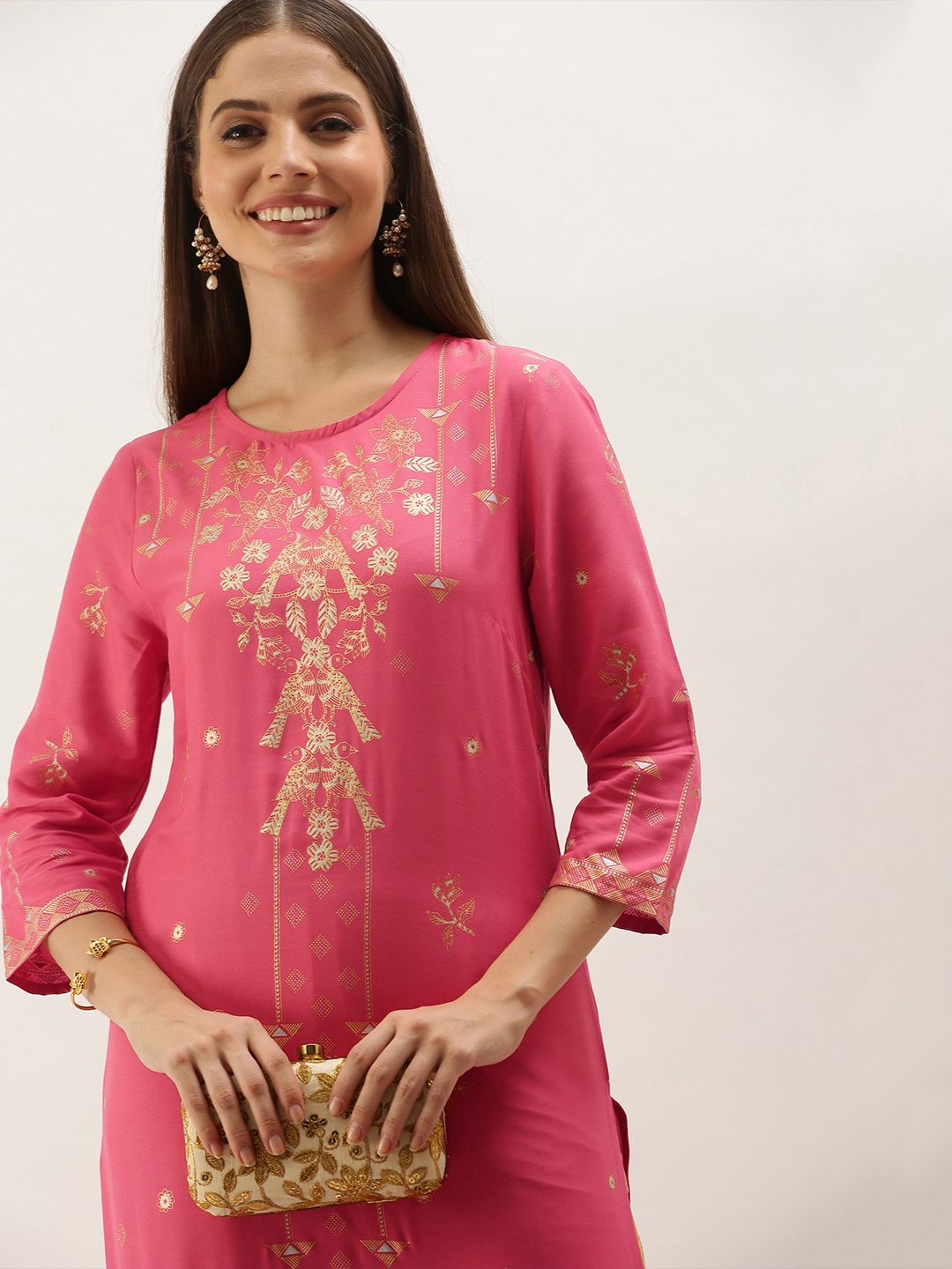 

Anouk Women Pink & Gold-toned Floral Printed Kurta