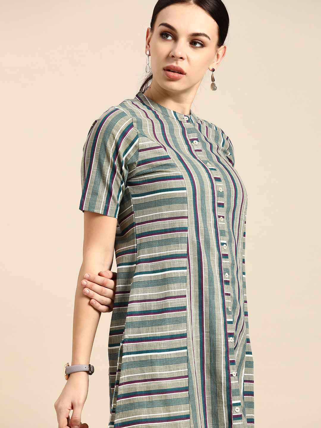 

Anouk Women Grey & Teal Green Pure Cotton Striped Straight Kurta