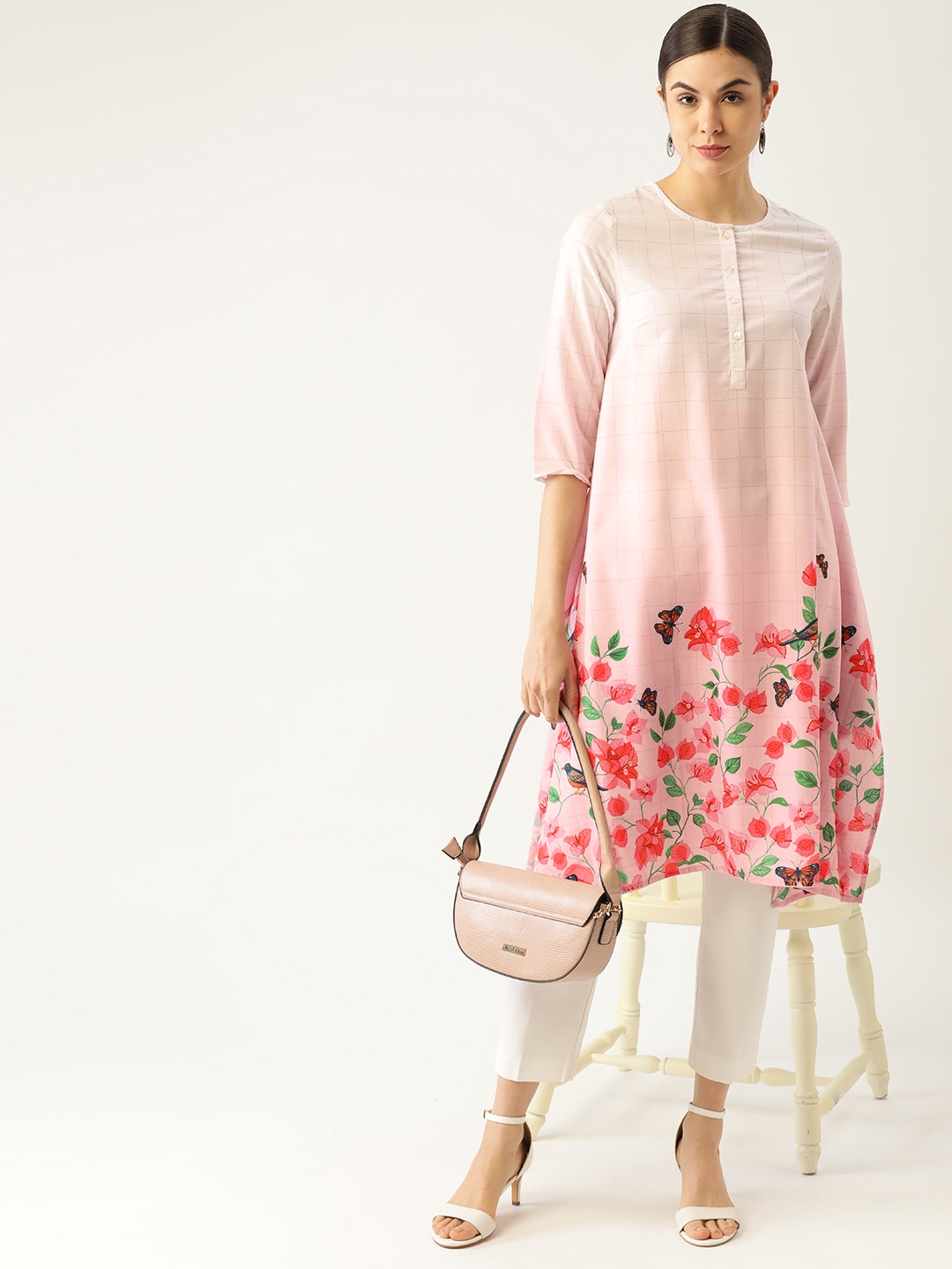 

Anouk Women Pink & Red Floral Printed Floral Sustainable Kurta