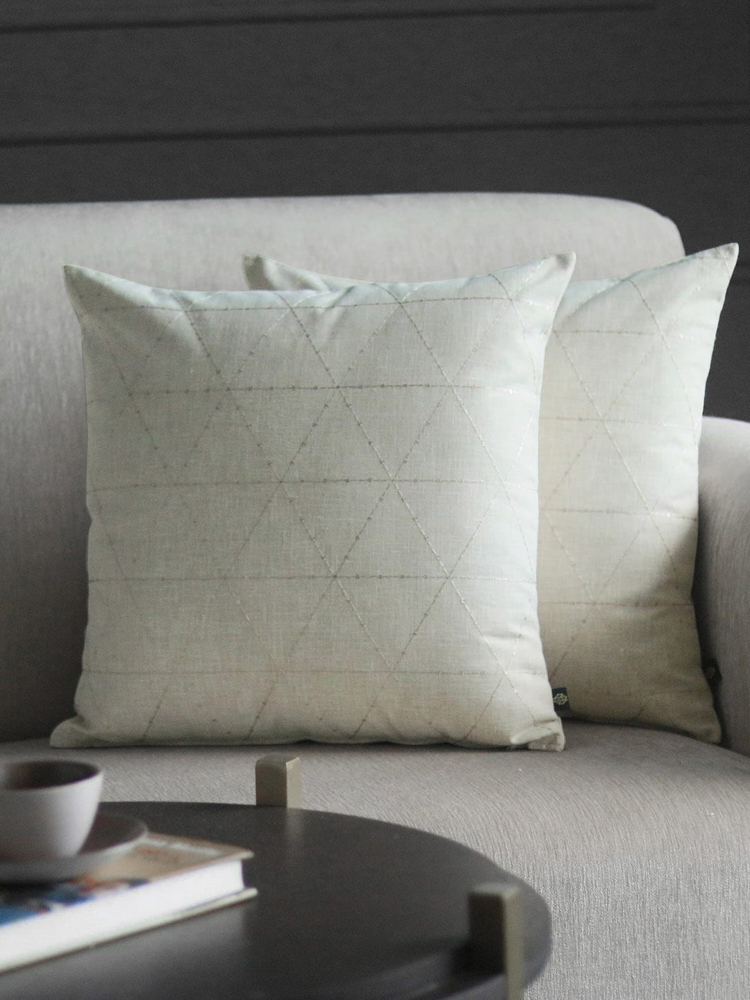 

GM Set of 2 Cream-Coloured Geometric Embroidered Cushion Covers