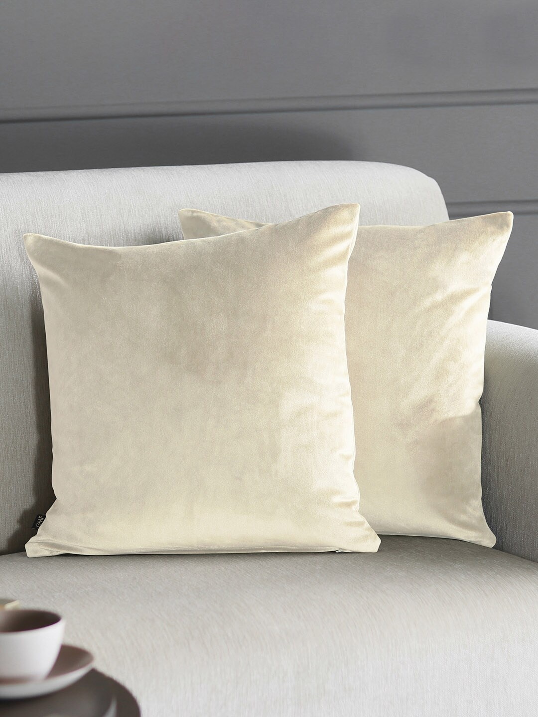 

GM Set Of 2 Beige Solid Velvet Square Cushion Covers