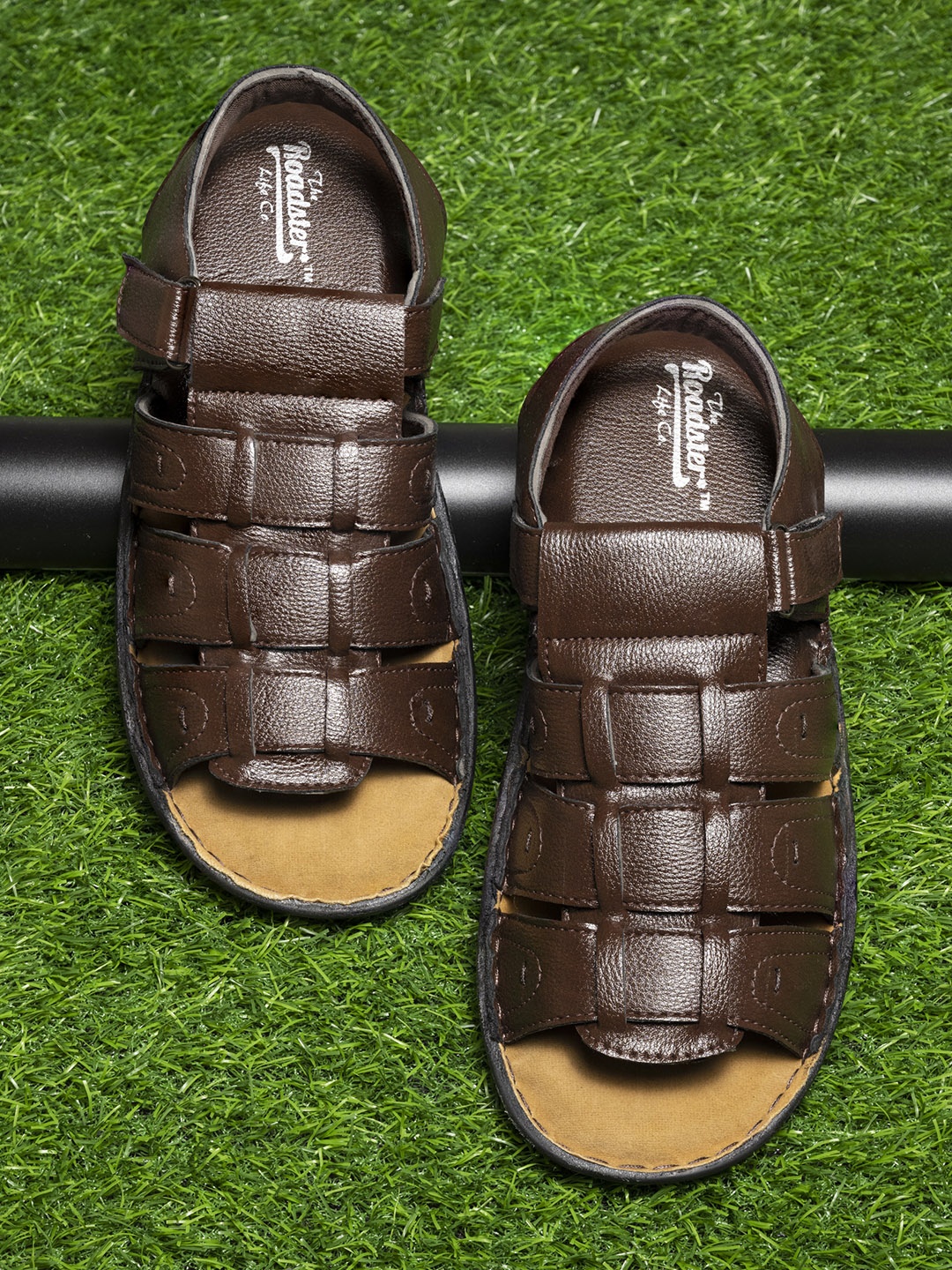 

The Roadster Lifestyle Co Men Brown Solid Comfort Sandals