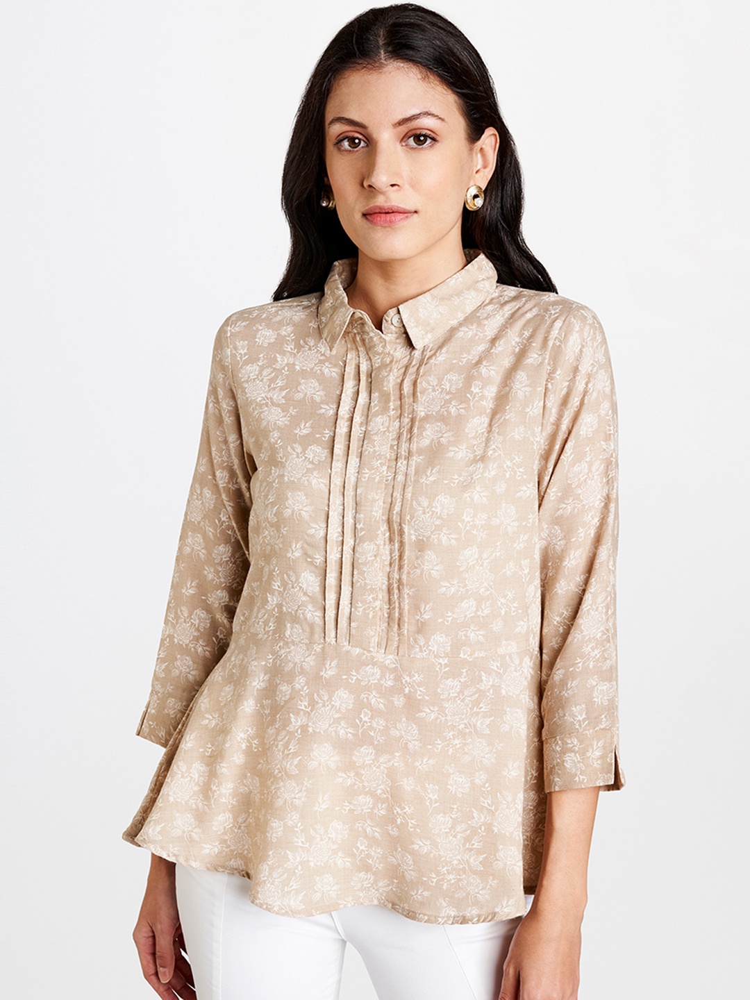 

AND Beige & White Floral Printed Peplum Top