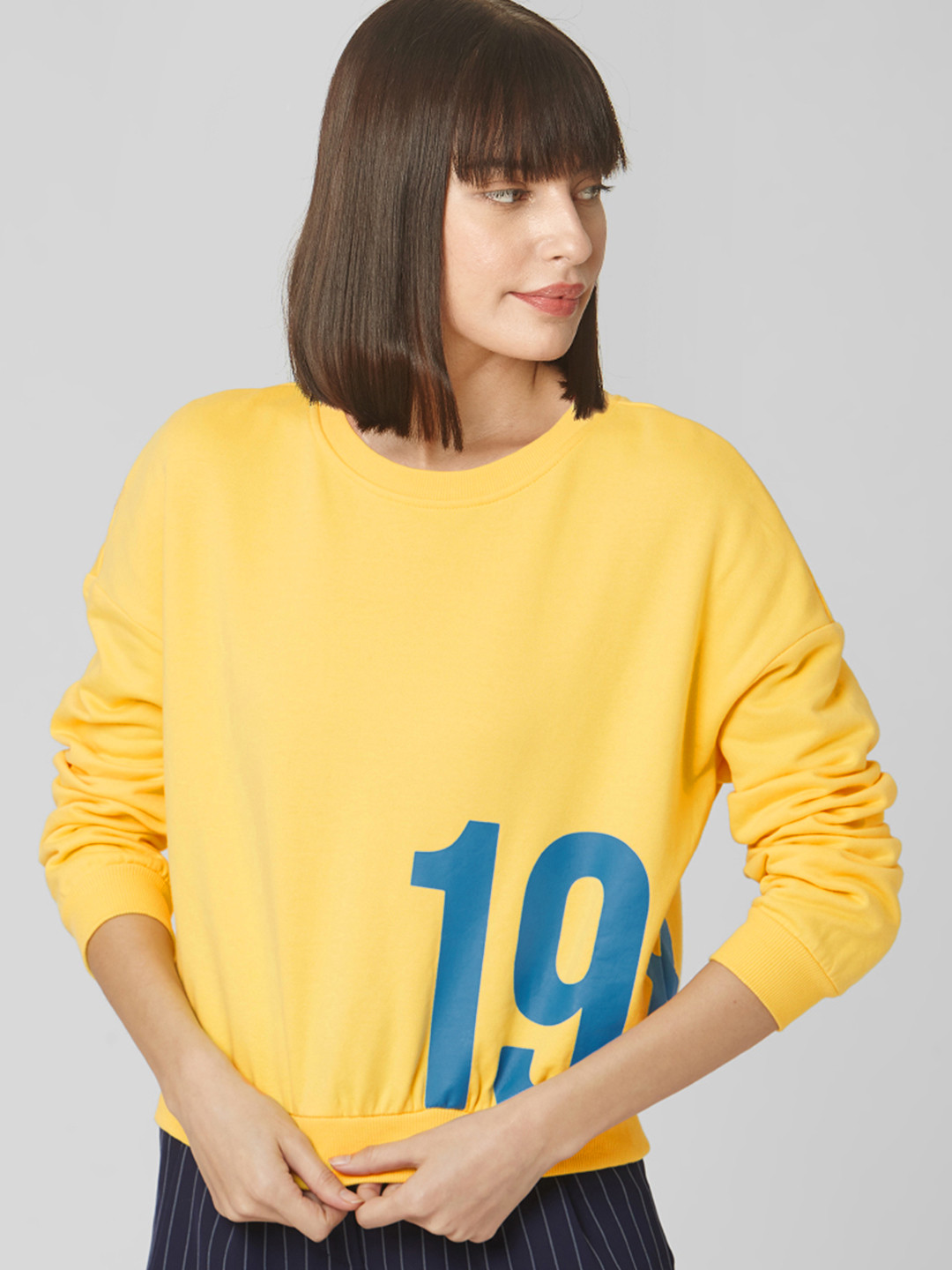 

Vero Moda Women Yellow Printed Sweatshirt