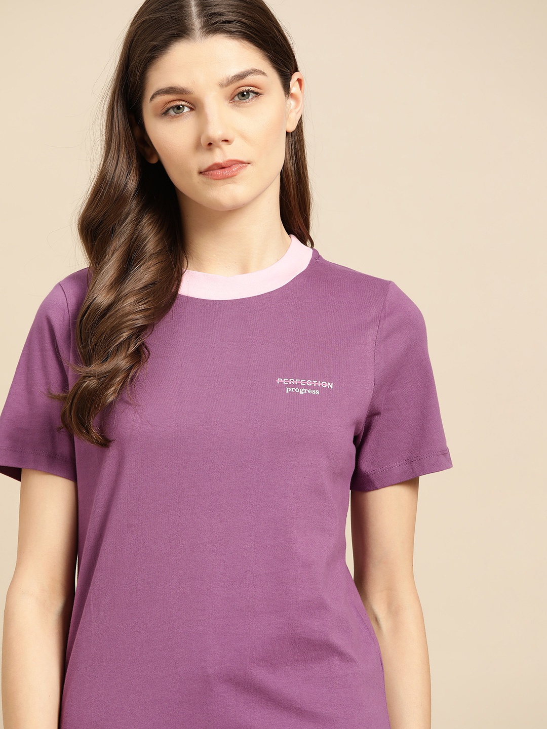 

ether Women Purple Solid Round Neck Pure Cotton T-shirt