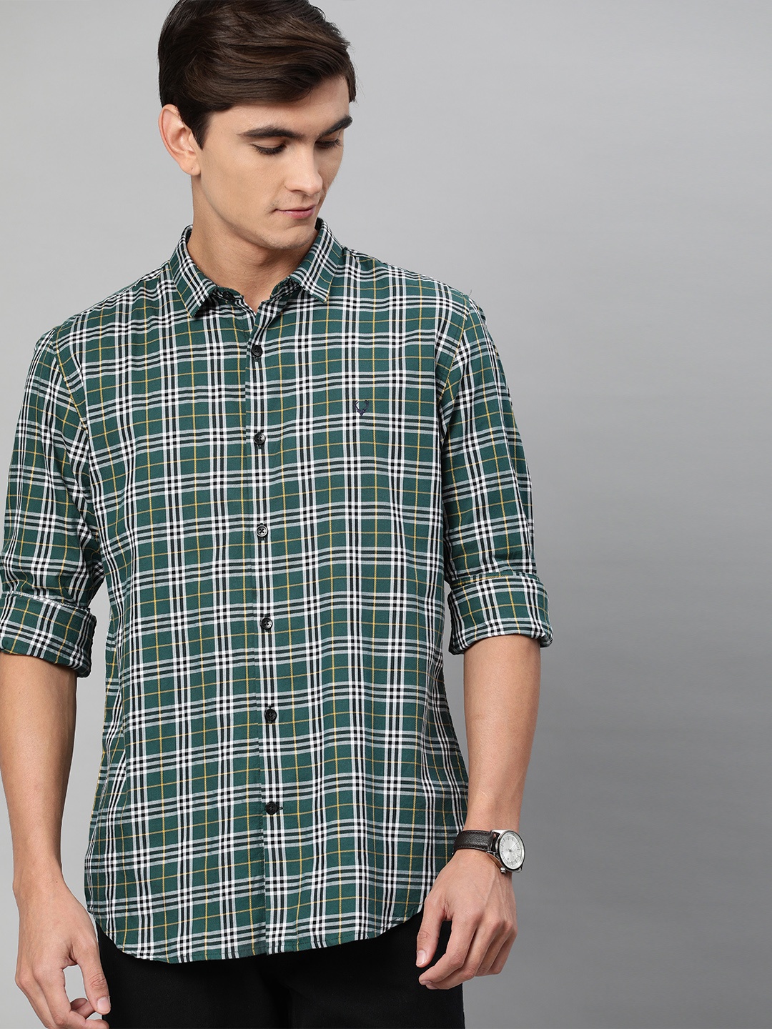 

Allen Solly Sport Men Green & White Slim Fit Checked Casual Shirt