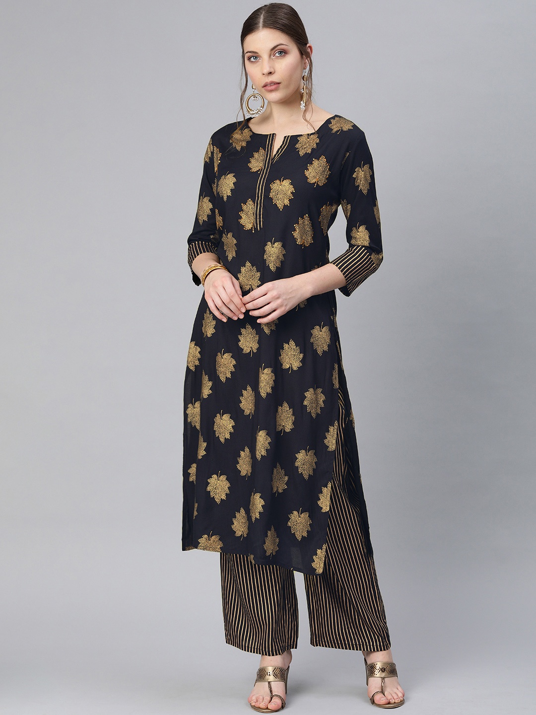 

Blissta Women Navy Blue & Gold-Toned Printed Kurta with Palazzos