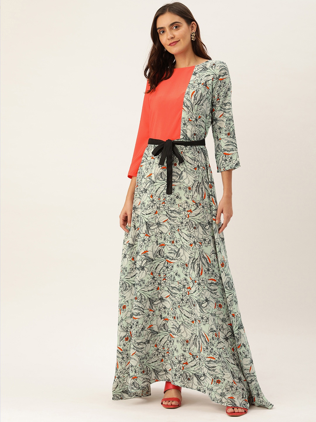 

Shubhangini Fashion Women White Printed Maxi Dress